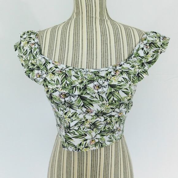 Tally Weijl Women's Juniors Tropical Print Crop Top Size Large - Picture 1 of 4